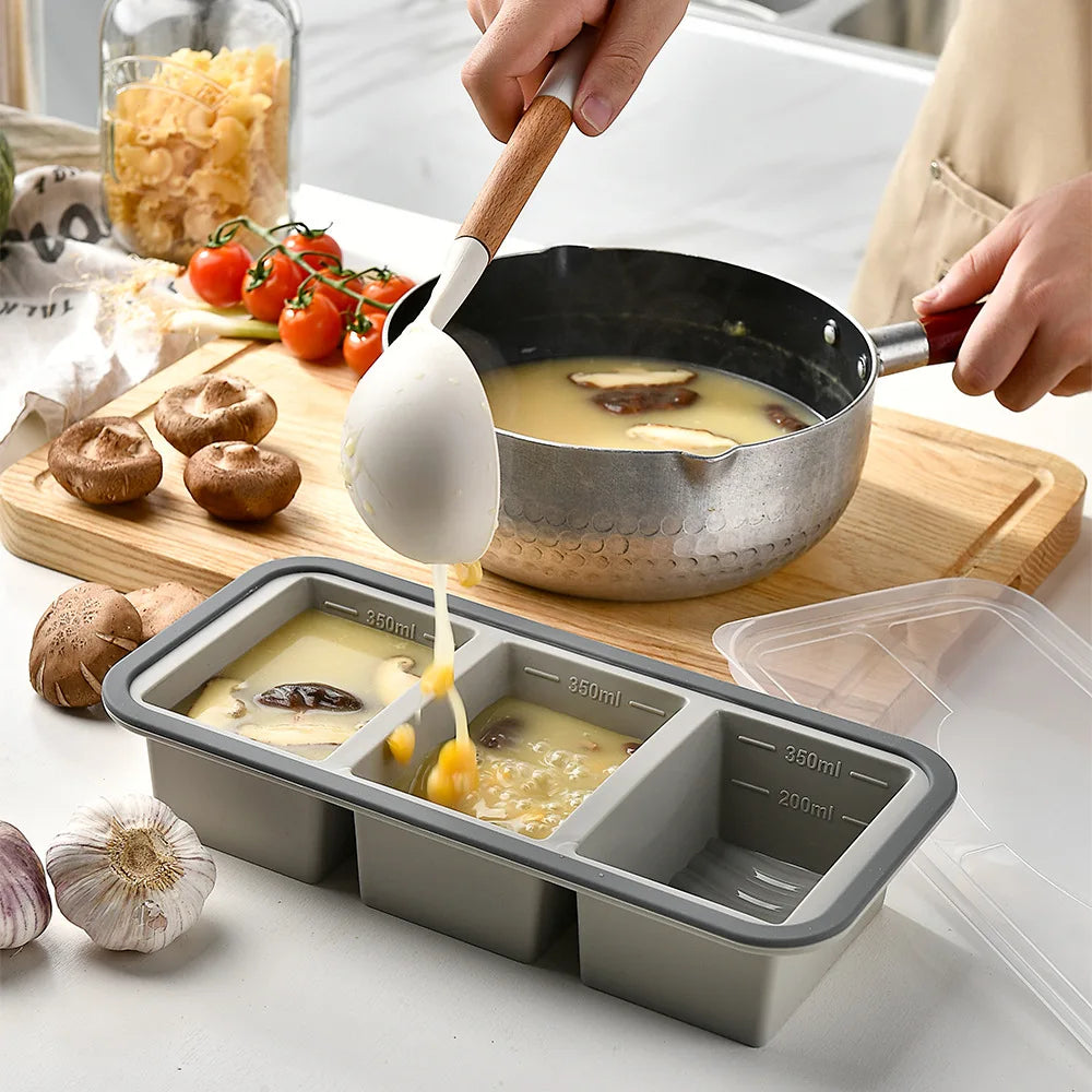 New Freeze Preservation Mold Giant Large Silicone Ice Cube Tray Mold with Lid Food Storage Container Baking Mold Kitchen Tools